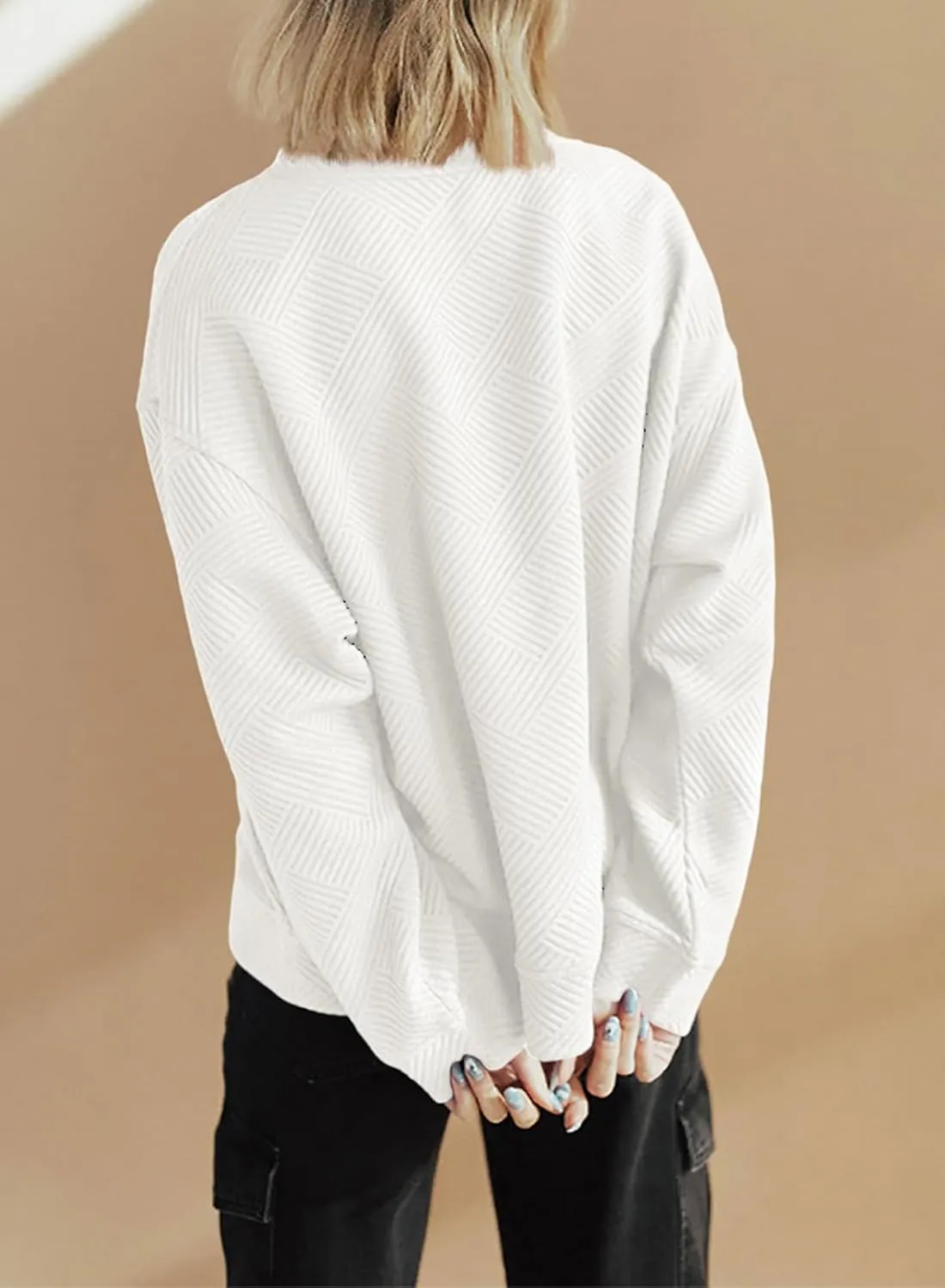 SHEWIN Womens Oversized Sweatshirt Fall Fashion 2024 Long Sleeve Tops Casual Crewneck Sweatshirts with Pockets