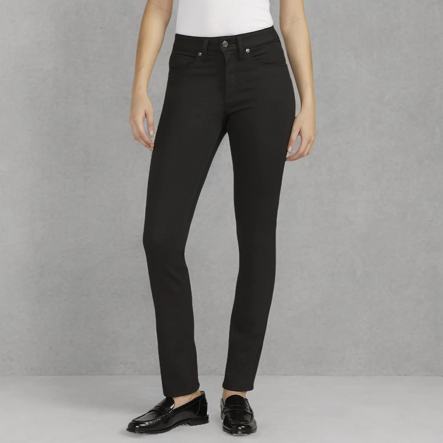Silver Jeans Co. Women's Most Wanted Mid Rise Straight Leg Jeans