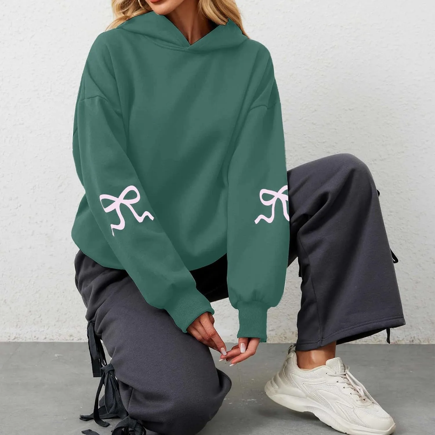 Women's Bow Trim Print Oversized Crewneck Sweatshirt Cute Graphic Sweatshirts Long Sleeve Pullover Y2k Tops