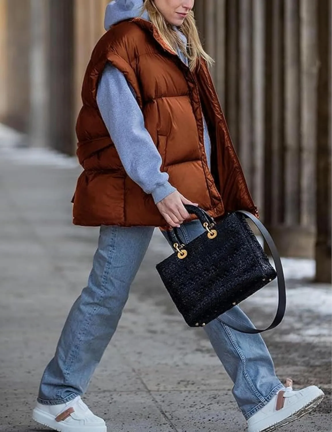 Womens Quilted Puffer Vest Sleeveless Zip up Jacket Stand Collar Padded Gilet Coat with Pockets